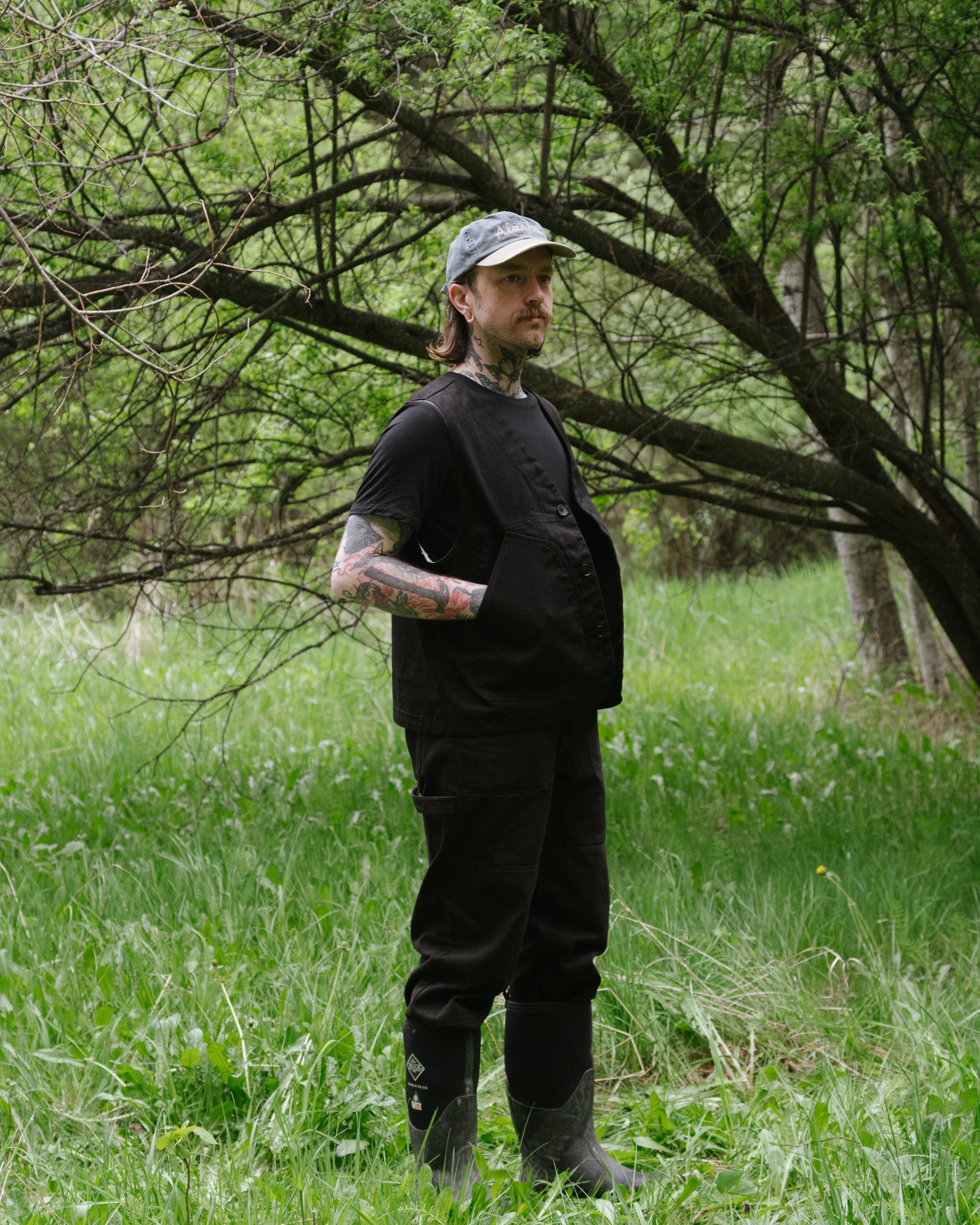 Harvest Vest Black – Drozdowski Studio